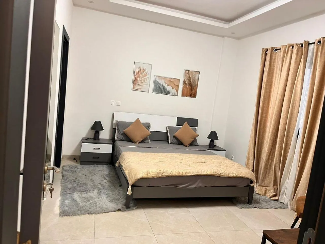 Studio Meuble Zone B Pres Du Point E Dakar Senegal