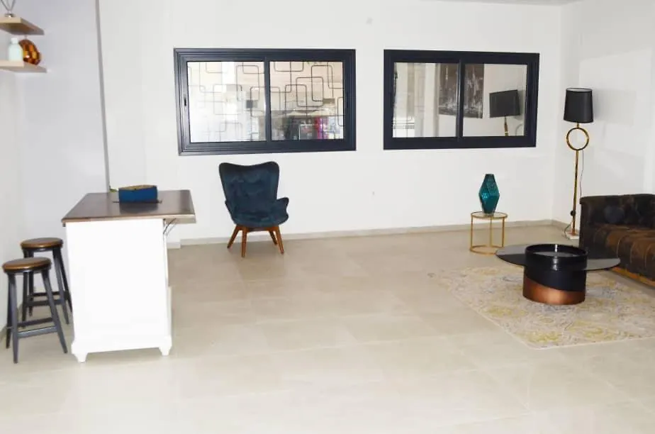 Studio Meuble Zone B Pres Du Point E Dakar